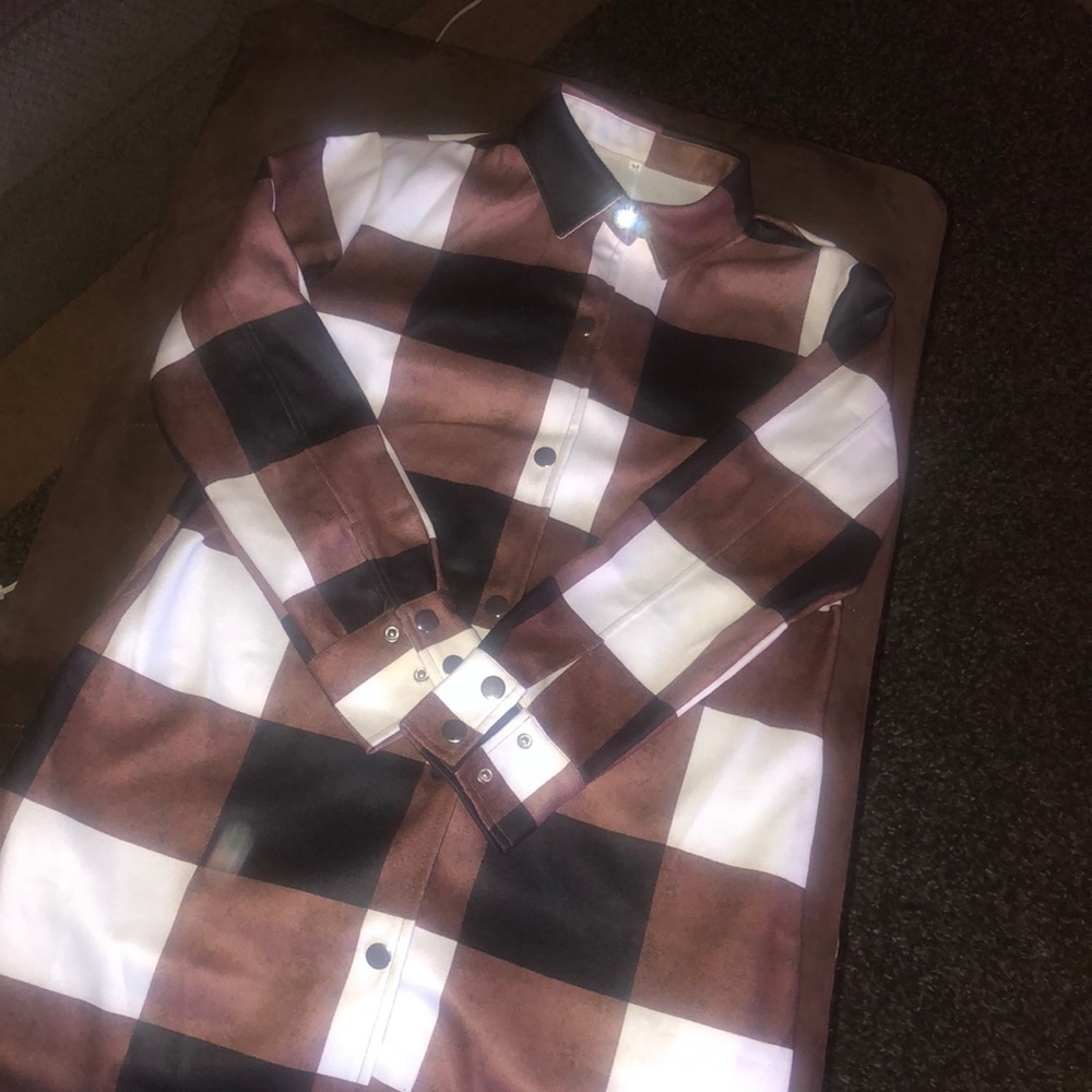 Plaid long sleeve coat